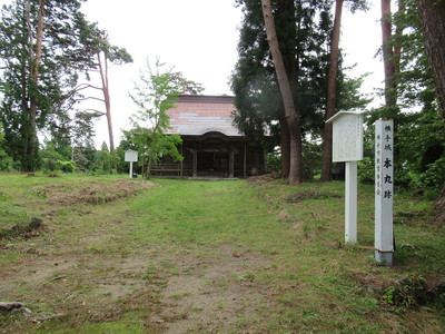 本丸跡に鎮座する秋田神社