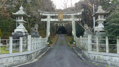 日吉神社入口（２０１７新春）