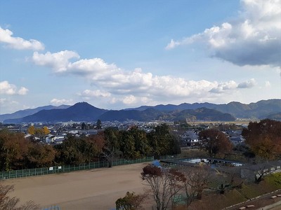 天守台より東方面