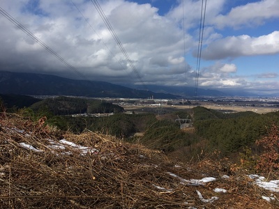 南西尾根の堀切上からの眺望