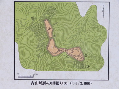 青山城跡の縄張り図