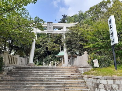 神本神社