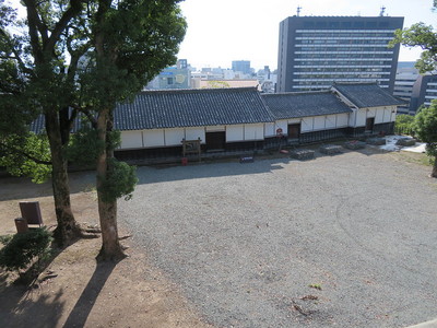 東竹の丸の櫓群