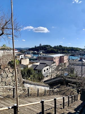 石段と平戸城