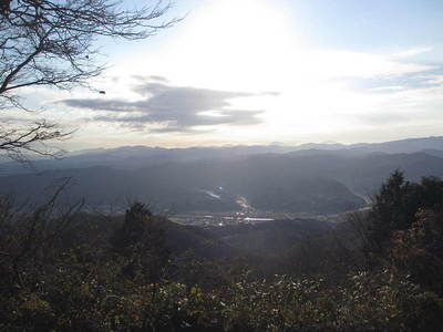 京羅木山から望む月山富田城