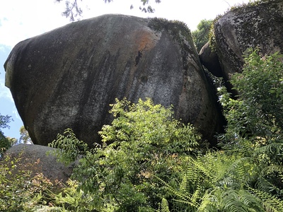 笠置山の巨石