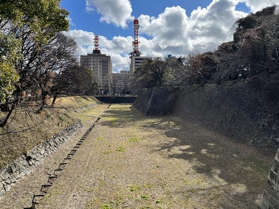 二之丸東堀と石垣