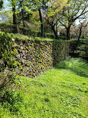 高岡城石垣