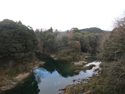 牛渕橋からの長篠城