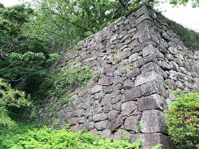 安寿御門付近の石垣