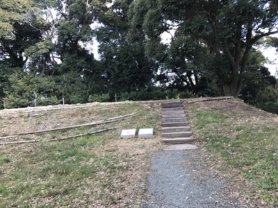城域の東端、松尾山の多聞櫓跡