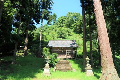 三室山城 登城道入口のある春日神社