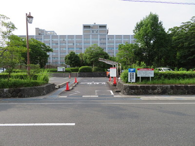 鳥取県庁北側駐車場