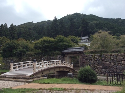 登城橋と隅櫓