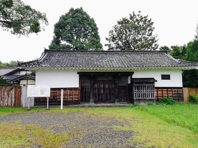 西高木陣屋移築長屋門