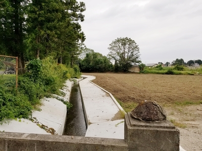 水堀跡と馬出郭(児玉高校北門付近)