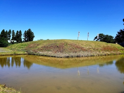 水堀と土塁