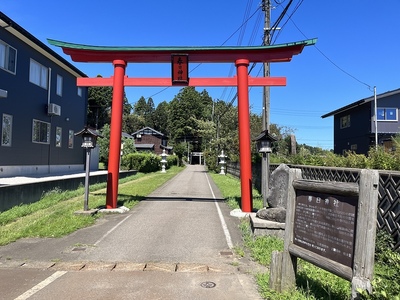 春日神社入り口