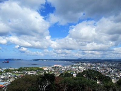 本丸展望台からの眺望（北西・鏡ヶ浦）