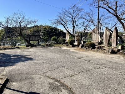 佐布里古城（ダム記念館側より跡碑方面の景色）