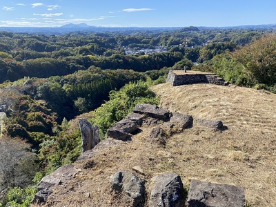 西の丸角櫓跡と阿蘇山