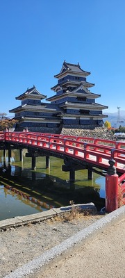 埋橋と大天守・乾小天守