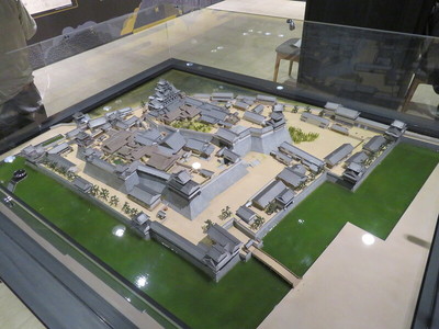 岡山城（本丸）復元模型・南西側