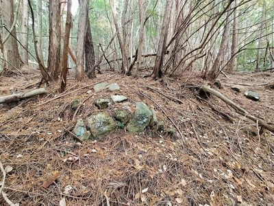 石積みの跡