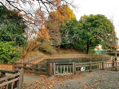 南西隅土塁・水堀