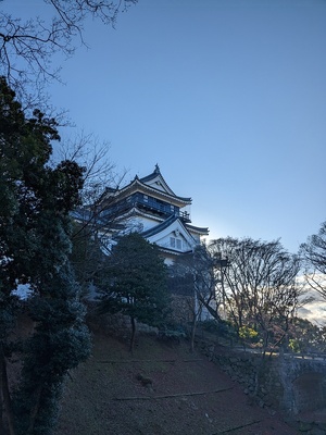 夕暮れ時の天守閣