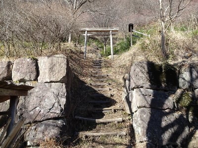 東登山口