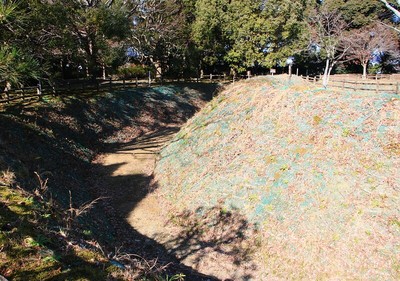 三日月堀