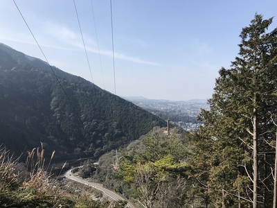 城址からエントツ山