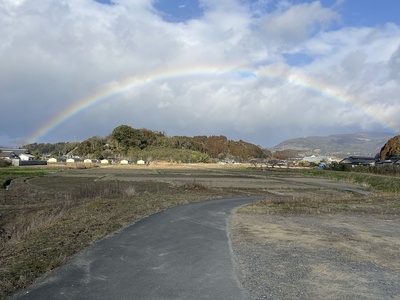 高城にかかる虹