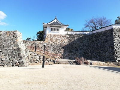 鉄門跡と不明門