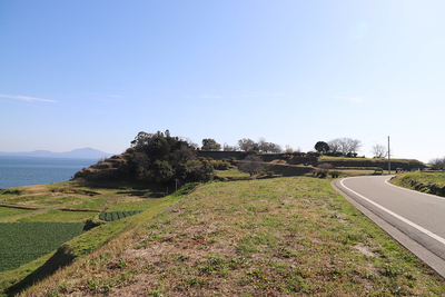 二の丸方面から本丸跡