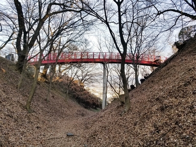 本丸橋と空堀