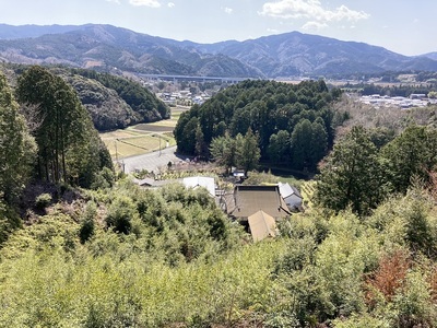 物見櫓から望む長篠城方面