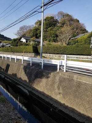 外堀(堀川)と城址