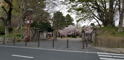 三の丸口