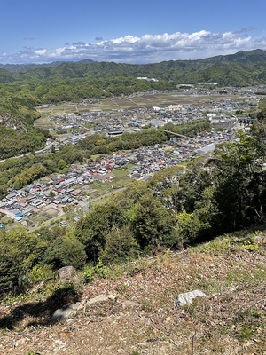 頂上よりの急斜面