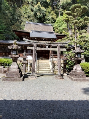 烏帽子形八幡神社本殿