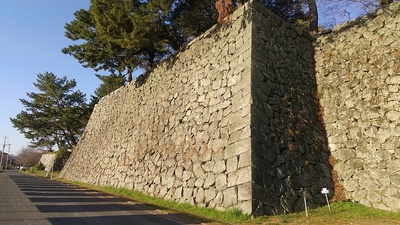 月見櫓の高石垣