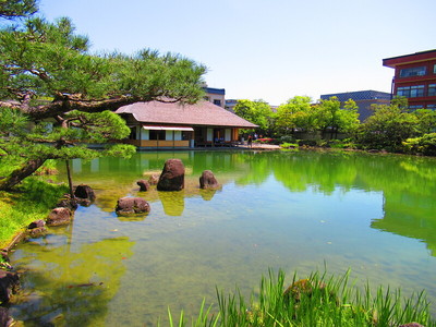 養浩館庭園