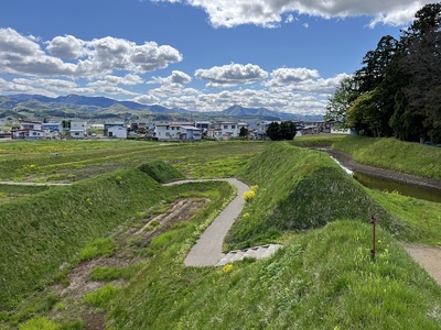 三之丸土塁からの虎口