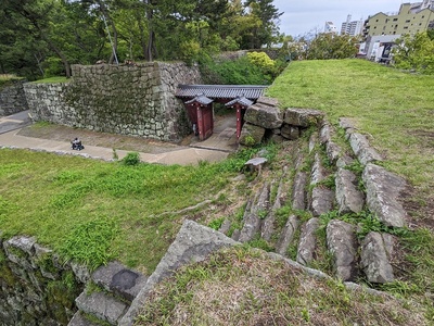 追廻門(城内側から)