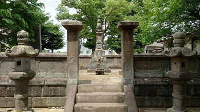 親鸞上人の奥様▪️玉日姫の墓