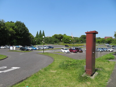 蓮池跡（駐車場）
