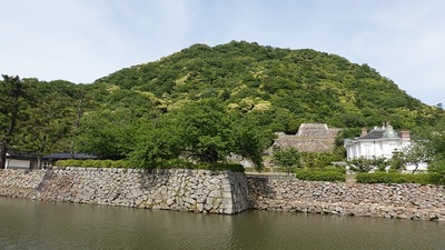 久松山と仁風閣