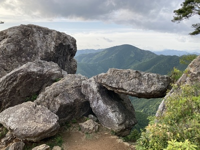 本丸下の鬼の架け橋